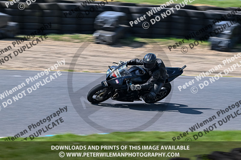 enduro digital images;event digital images;eventdigitalimages;lydden hill;lydden no limits trackday;lydden photographs;lydden trackday photographs;no limits trackdays;peter wileman photography;racing digital images;trackday digital images;trackday photos